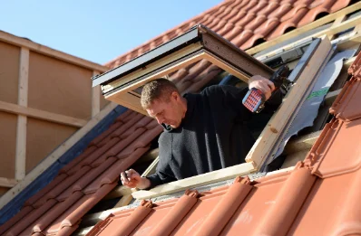 Pose de fenêtres de toit Velux à Delle